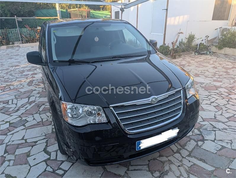 Usado Chrysler Grand Voyager Limited 163 CV (119 kW) 2010 Negro Monovolumen