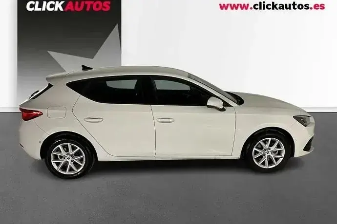 Begagnad Seat Leon Style 110 HK (80 kW) 2024