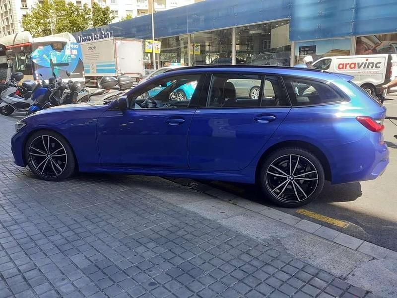 Usado BMW 320 M Sport 190 CV (139 kW) 2020 Azul Familiar