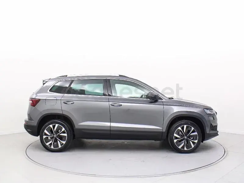Usado Skoda Karoq 150 CV (110 kW) 2026 Gris SUV