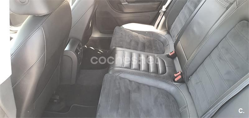 Usado VW Passat R-line BlueMotion 140 CV (102 kW) 2011 Gris / plata Berlina