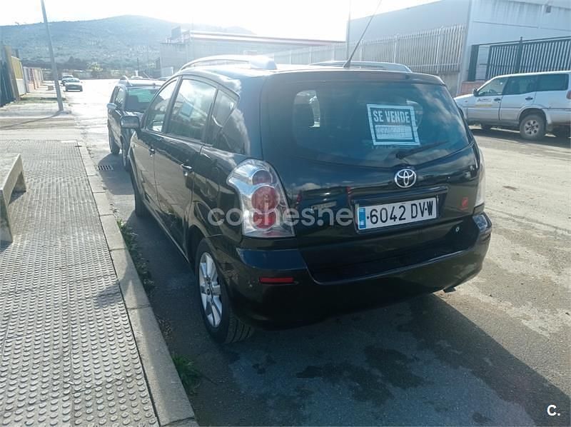 Usado Toyota Corolla Verso Luna 136 CV (100 kW) 2006 Negro Monovolumen
