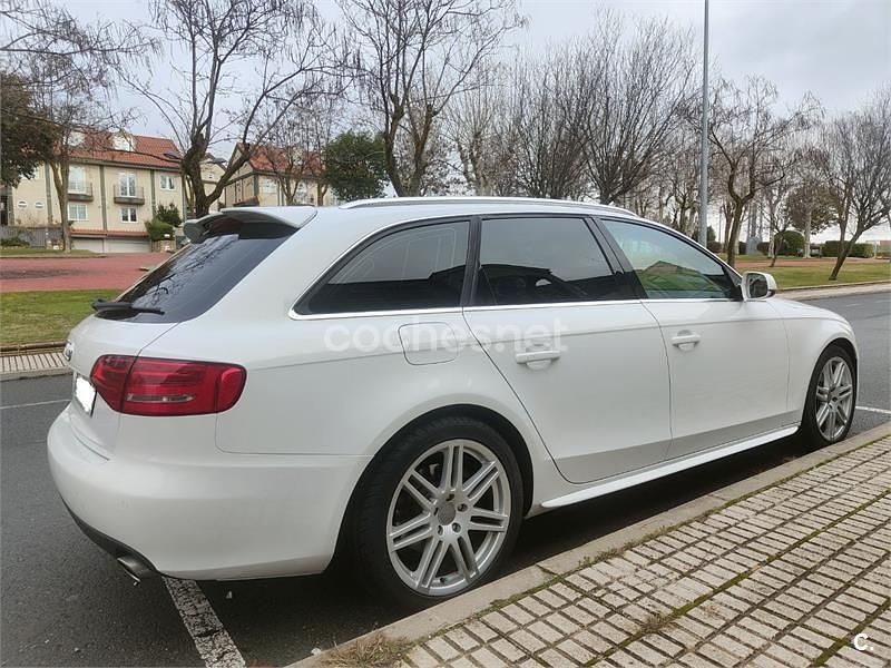 Usado Audi A4 S-Line 180 CV (132 kW) 2009 Blanco Familiar