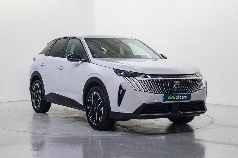 Usado Peugeot 3008 Allure 136 CV (100 kW) 2025 Blanco SUV
