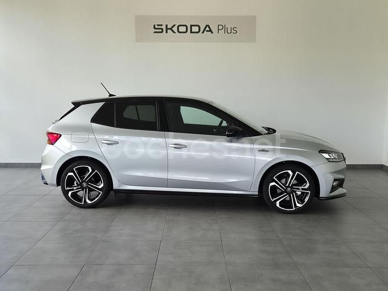 Nuevo Skoda Fabia Monte Carlo 150 CV (110 kW) 2025 Gris / plata Utilitario