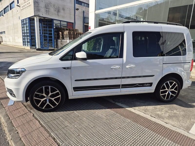 Usado VW Caddy 102 CV (75 kW) 2020 Blanco Monovolumen