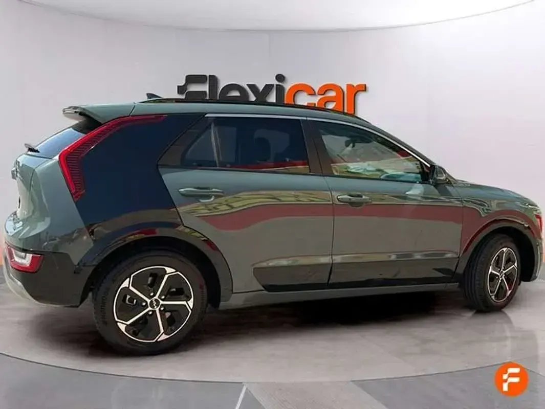 Usado Kia Niro 141 CV (103 kW) 2022 Verde SUV