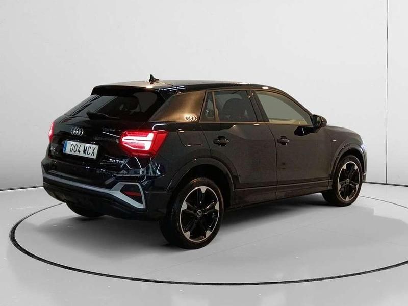 Usado Audi Q2 S-Line 116 CV (85 kW) 2022 Negro SUV