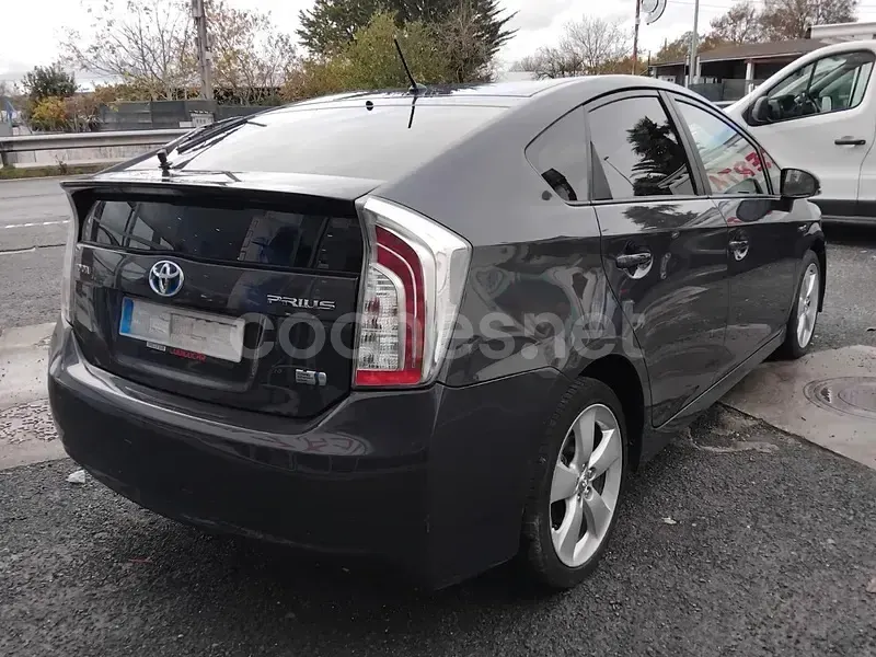 Usado Toyota Prius Eco 136 CV (100 kW) 2013 Negro Berlina