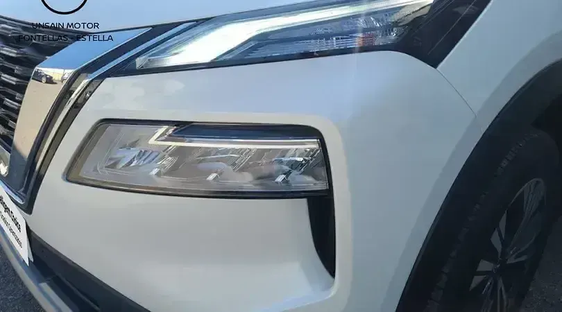Usado Nissan X-Trail N-Connecta 163 CV (119 kW) 2024 Lunar white SUV
