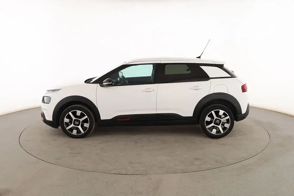 Usado Citroën C4 PureTech 110 CV (80 kW) 2019 Blanco SUV
