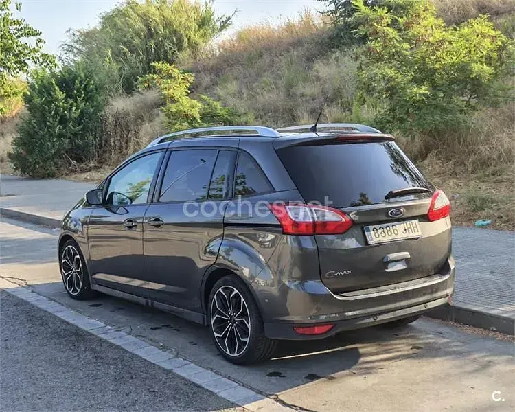 Usado Ford Grand C-Max Titanium 120 CV (88 kW) 2015 Negro Monovolumen
