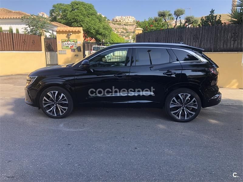 Usado Renault Austral Iconic 200 CV (147 kW) 2023 Negro SUV