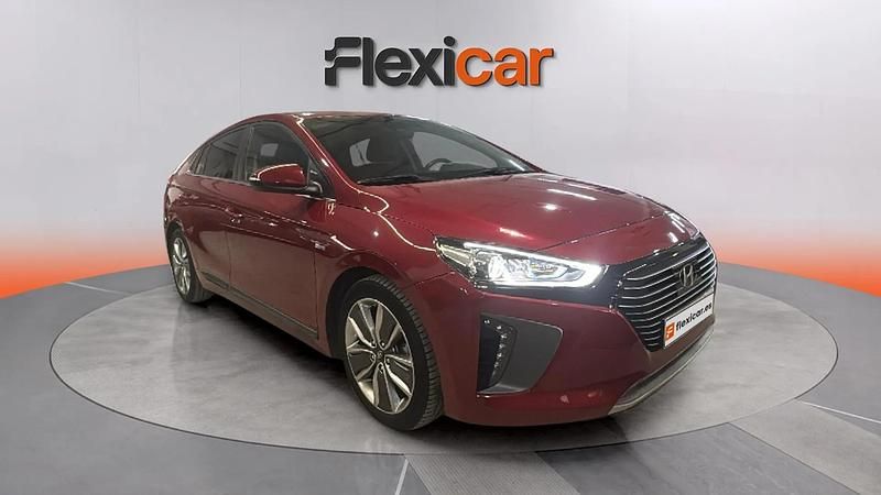 Usado Hyundai Ioniq 141 CV (103 kW) 2019 Rojo Utilitario