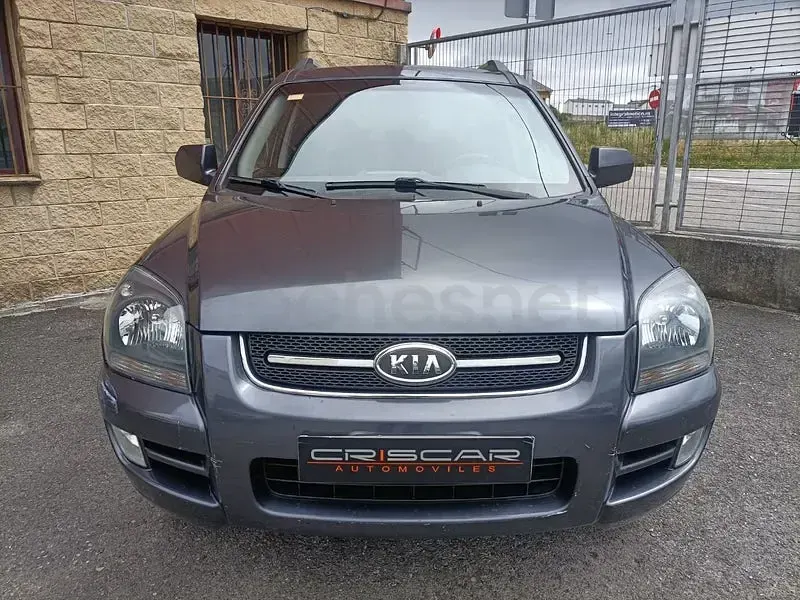 Usado Kia Sportage Active 140 CV (102 kW) 2008 Gris / plata SUV