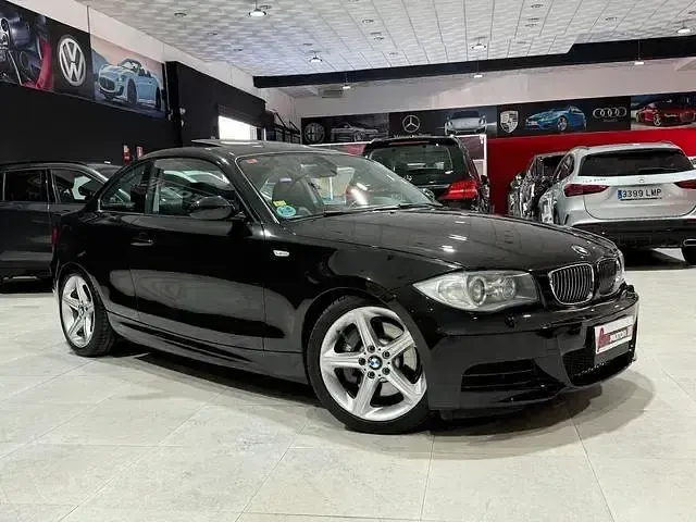 Usado BMW 135 Coupé 306 CV (225 kW) 2009 Negro Coupe