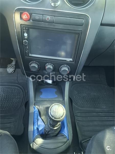 Usado Seat Ibiza Fresh 75 CV (55 kW) 2003 Gris / plata Utilitario