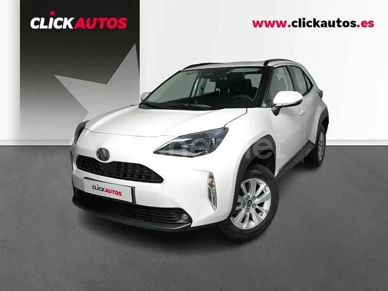 Usado Toyota Yaris Cross Business Edition 116 CV (85 kW) 2025 Blanco SUV