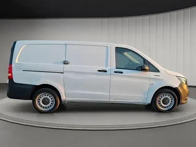 Usado Mercedes e-Vito 85 kW (116 CV) 2019 Blanco Van