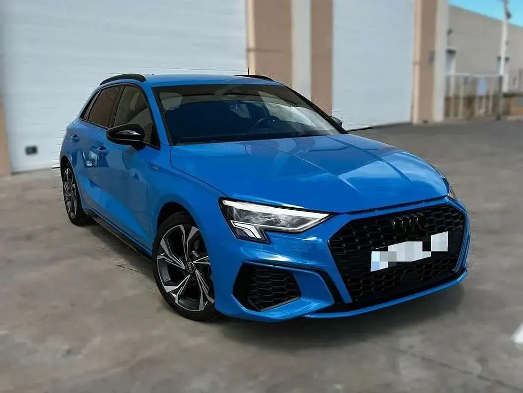 Usado Audi A3 Sportback S-Line 150 CV (110 kW) 2023 Azul Utilitario