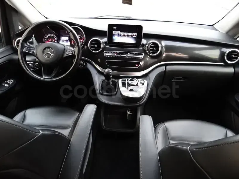 Usado Mercedes V220 163 CV (119 kW) 2016 Negro Monovolumen