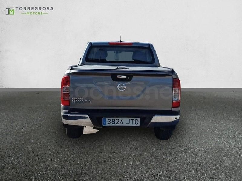 Usado Nissan Navara Acenta 160 CV (117 kW) 2016 Gris / plata Recogida