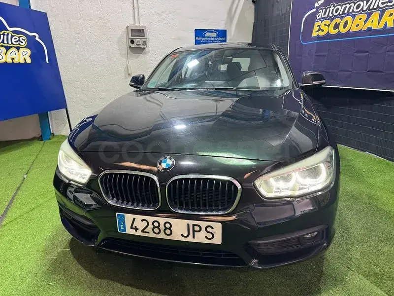 Usado BMW 118 150 CV (110 kW) 2016 Negro Utilitario