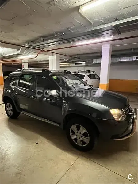 Usado Dacia Duster Ambiance 109 CV (80 kW) 2014 Gris / plata SUV