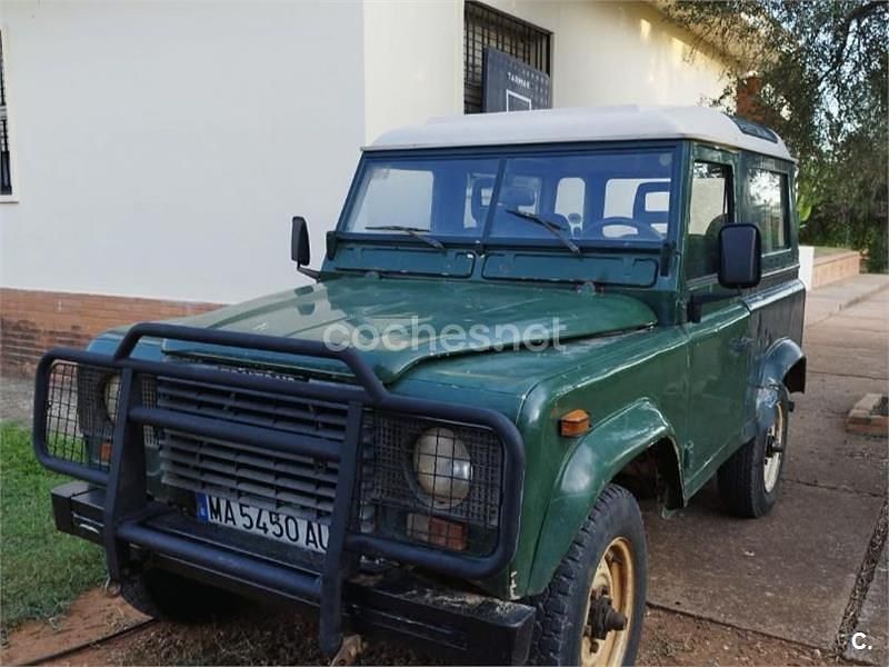Usado Land Rover Defender 112 CV (82 kW) 1995 Verde SUV