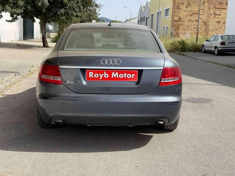Usado Audi A6 140 CV (102 kW) 2007 Gris / plata Berlina