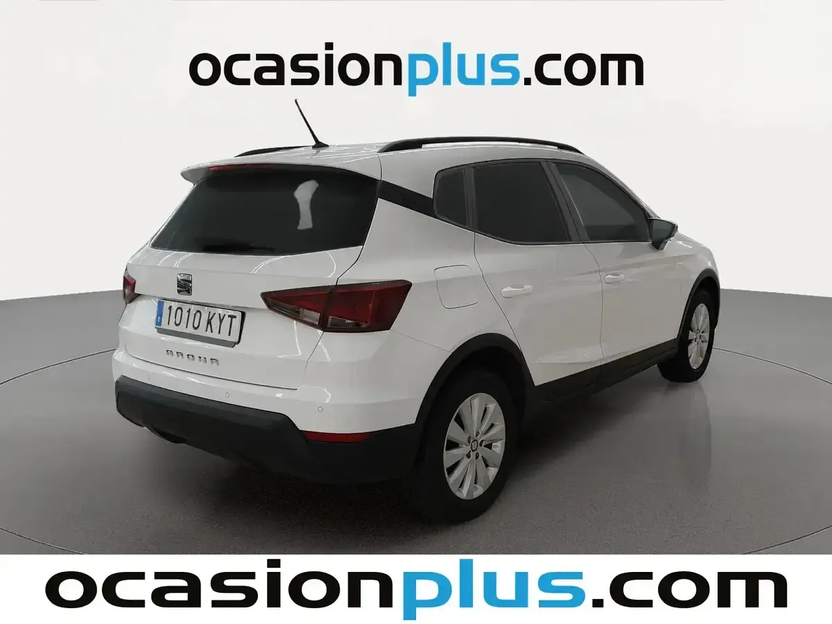 Usado Seat Arona Ecomotive 95 CV (69 kW) 2019 Blanco SUV