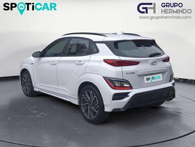Usado Hyundai Kona N Line 120 CV (88 kW) 2023 Blanco SUV