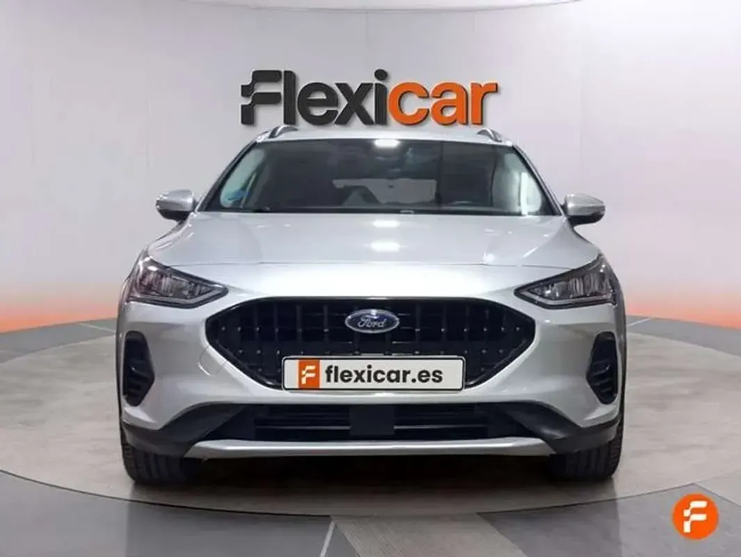 Usado Ford Focus Active 155 CV (114 kW) 2024 Gris Berlina