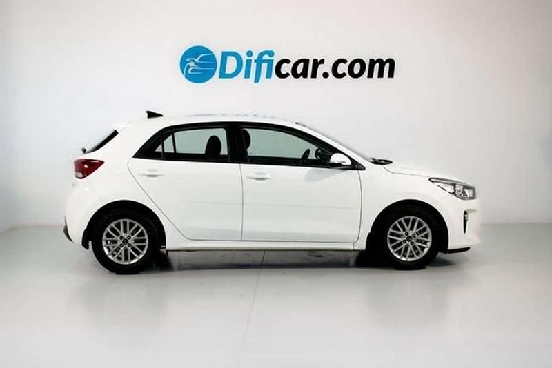 Occasion Kia Rio 121 PK (88 kW) 2019 Wit Sedan