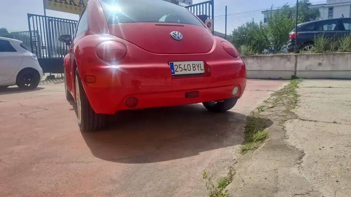 Usado VW Beetle 90 CV (66 kW) 1999 Utilitario