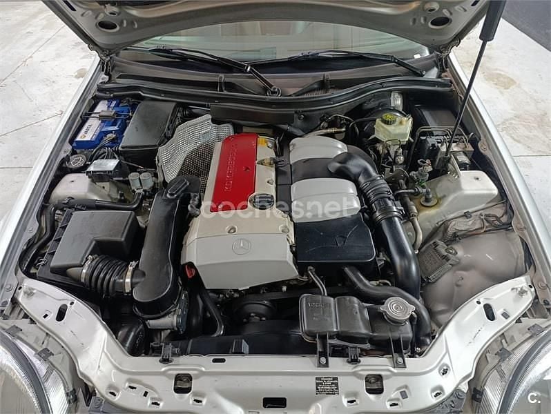 Usado Mercedes SLK200 163 CV (119 kW) 2003 Gris / plata Descapotable
