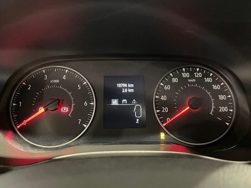 Usado Dacia Sandero Extreme 100 CV (73 kW) 2025 Verde Berlina