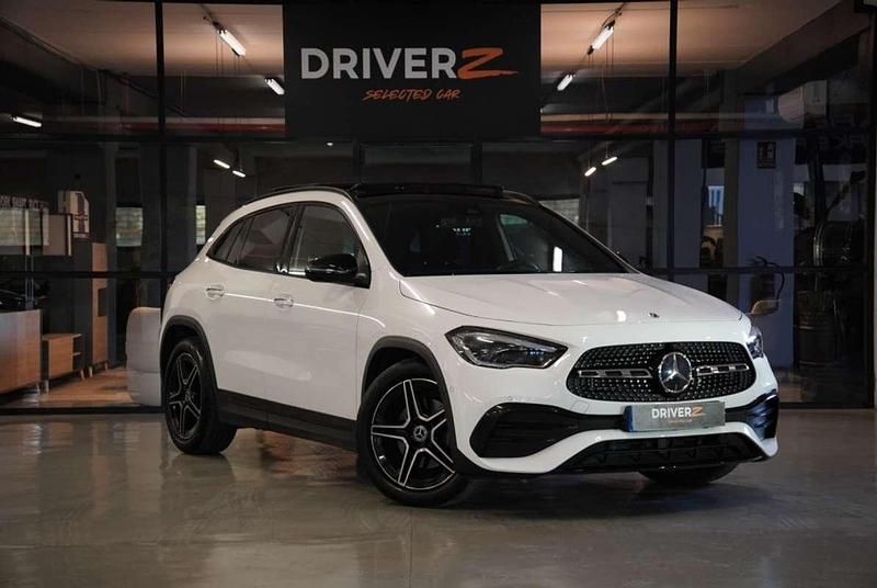Blanco Usado 2020 Mercedes GLA200 SUV | 32.490 € (Precio justo) - Imagen 1/4