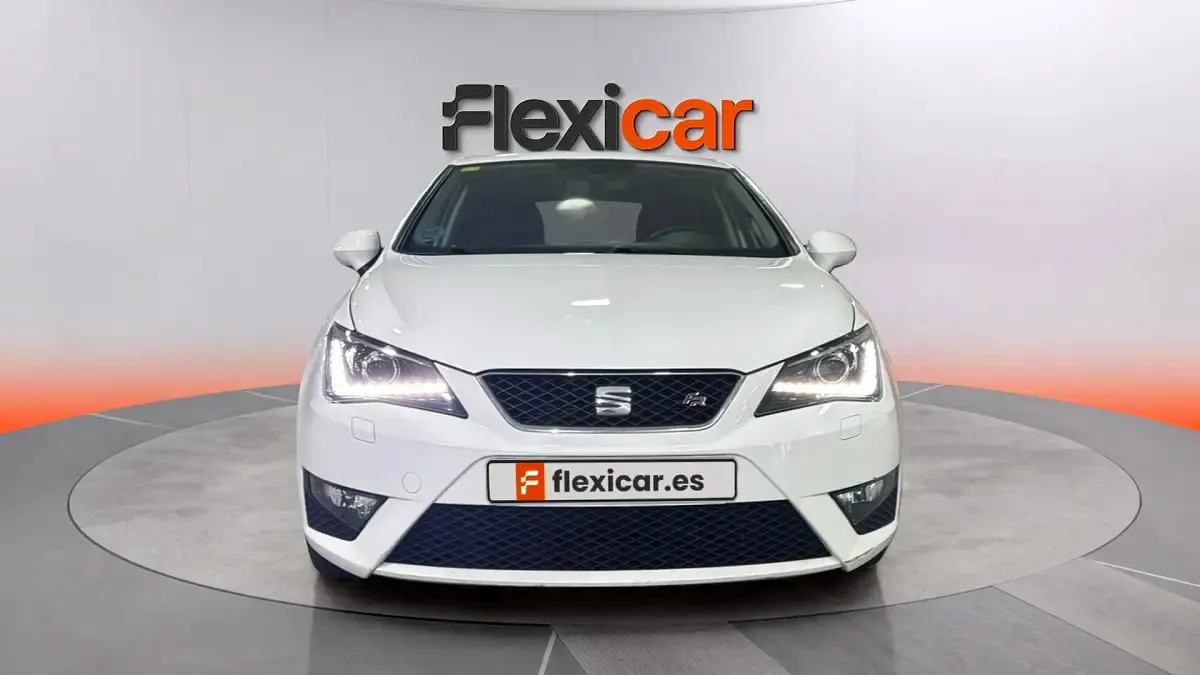 Usado Seat Ibiza FR 110 CV (80 kW) 2017 Blanco Berlina