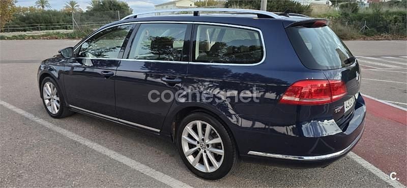 Usado VW Passat Highline 160 CV (117 kW) 2014 Azul Familiar