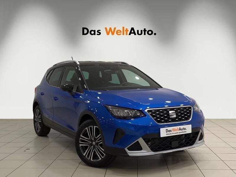 Azul Nuevo 2025 Seat Arona Xperience SUV | 22.360 € (Precio justo) - Imagen 1/4
