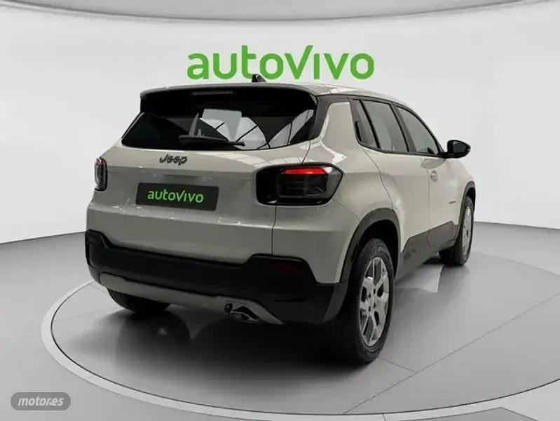 Usado Jeep Avenger Altitude 100 CV (73 kW) 2024 Blanco SUV