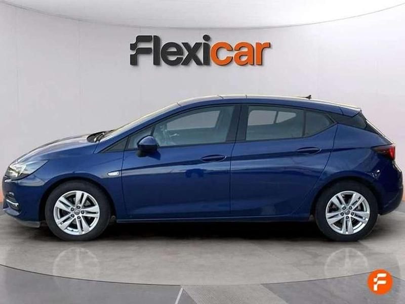 Usado Opel Astra GS Line 131 CV (96 kW) 2020 Azul Utilitario