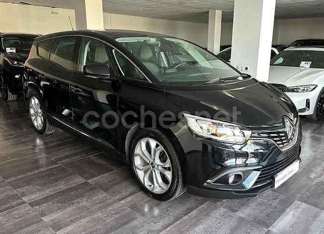 Usado Renault Grand Scénic IV Zen 120 CV (88 kW) 2021 Negro Monovolumen