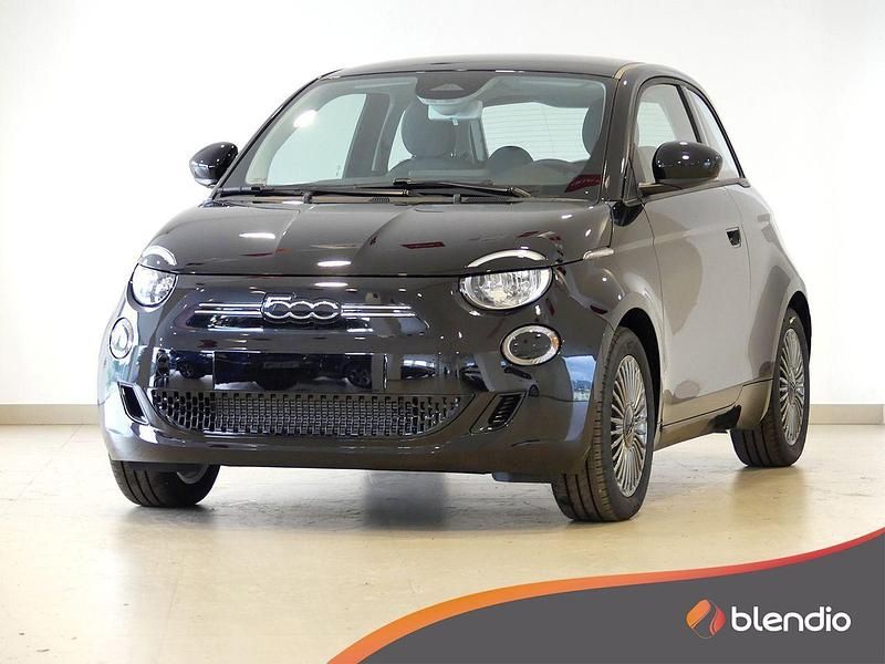Usado Fiat 500e Icon 86 kW (118 CV) 2022 Negro Berlina
