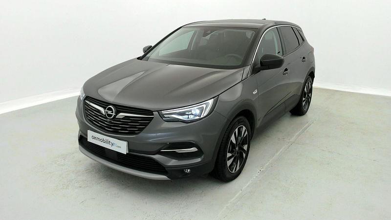 Usado Opel Grandland X Ultimate 300 CV (220 kW) 2021 Gris moai / techo negro SUV