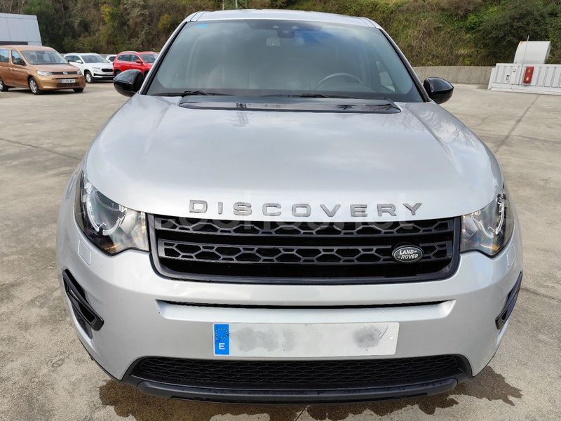 Usado Land Rover Discovery Sport Pure 150 CV (110 kW) 2018 Gris / plata SUV
