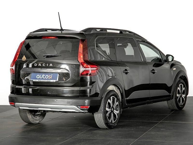 Usado Dacia Jogger Comfort 110 CV (80 kW) 2022 Negro Monovolumen
