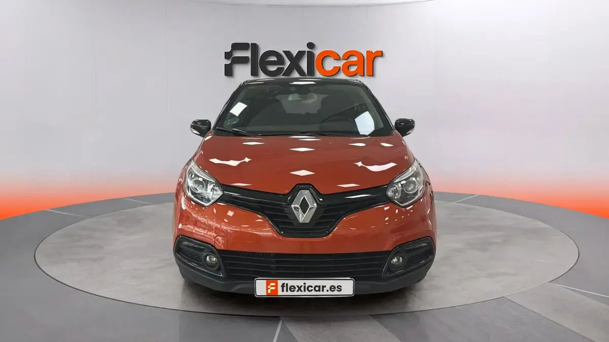Usado Renault Captur Intens 90 CV (66 kW) 2016 Naranja SUV