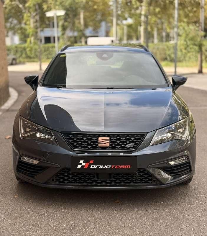 Usado Seat Leon ST CUPRA 290 CV (213 kW) 2020 Gris Familiar